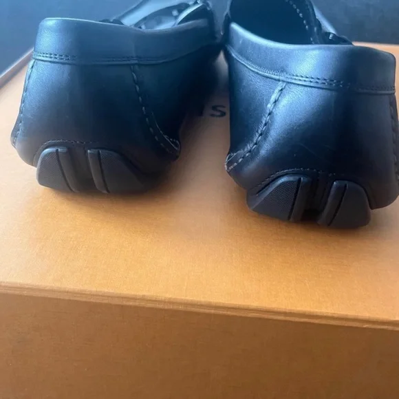 Men’s shoes